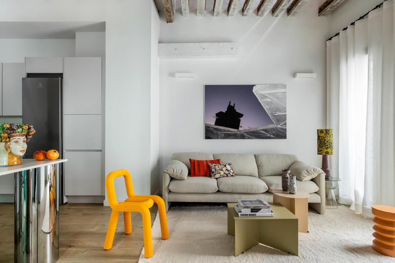 Calatrava - Darya Living Appartement Madrid Buitenkant foto